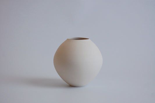 花器 / 中　Flower vase / Medium
