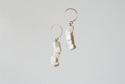 TOFUs earring / 5粒  5 grains