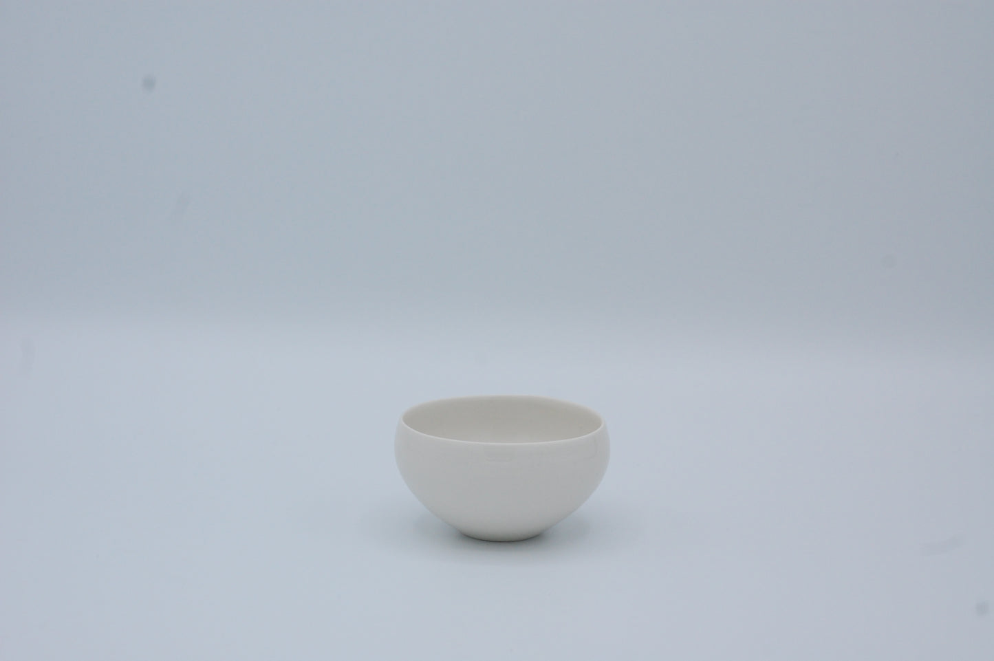 豆腐酒盃 / 丸　Tofu - Sake cup / Circle